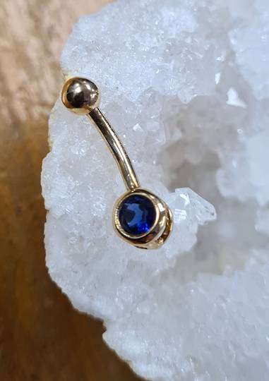 14kt Gold Navel Banana with Round Blue CZ